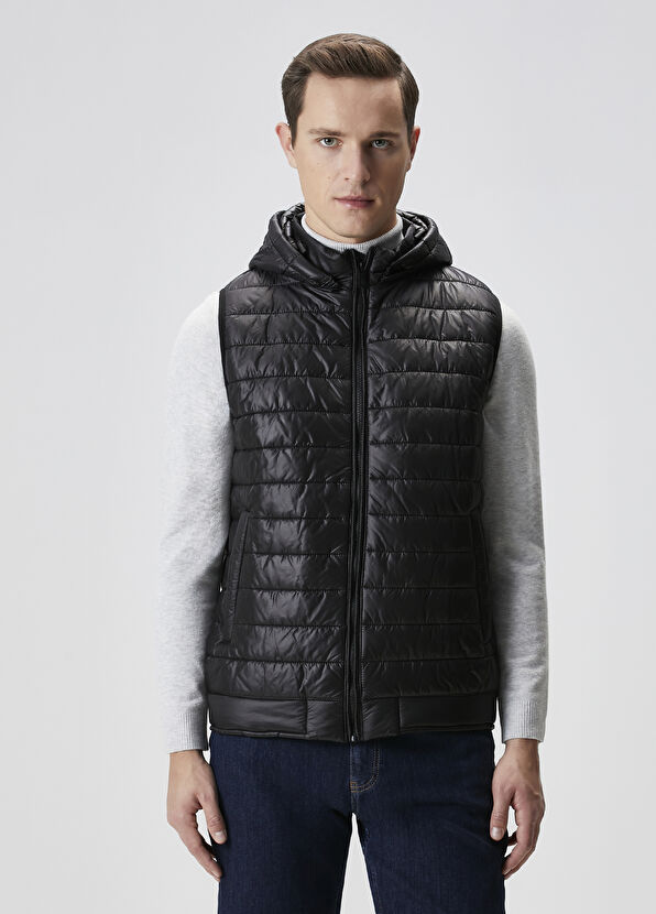 Beymen Club Black Quilted Vest - 1