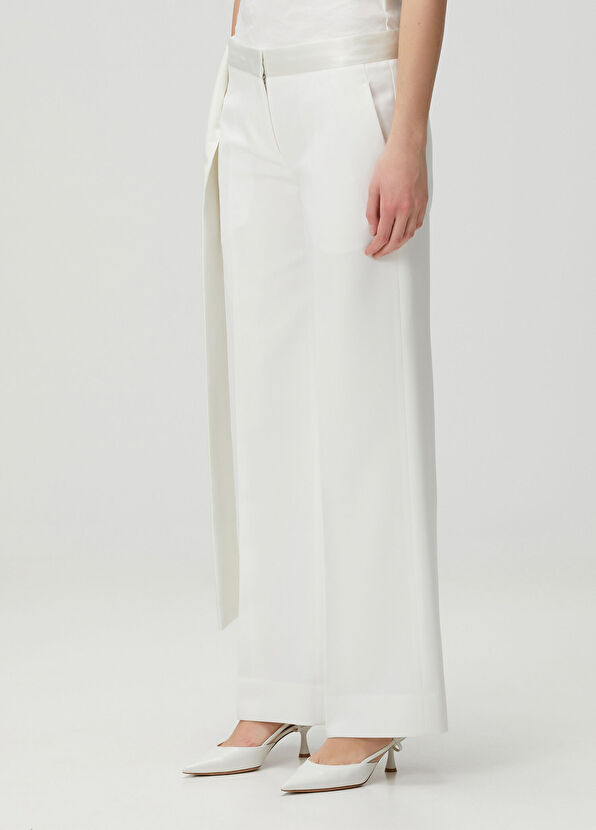 Victoria Beckham New Gigi Krem Kuşak Detaylı Pantolon - 2