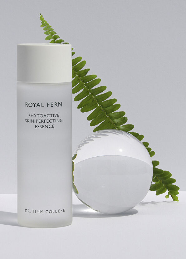 Royal Fern Phytoactive Skin Perfecting Essence 200 ml - 3