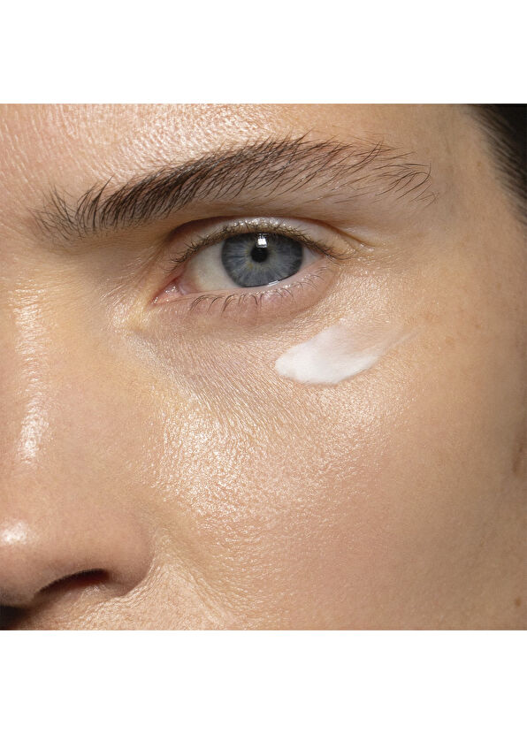 Mádara Retinol Alternative Plant-Based Moisturizing Eye Serum 15 ml - 2