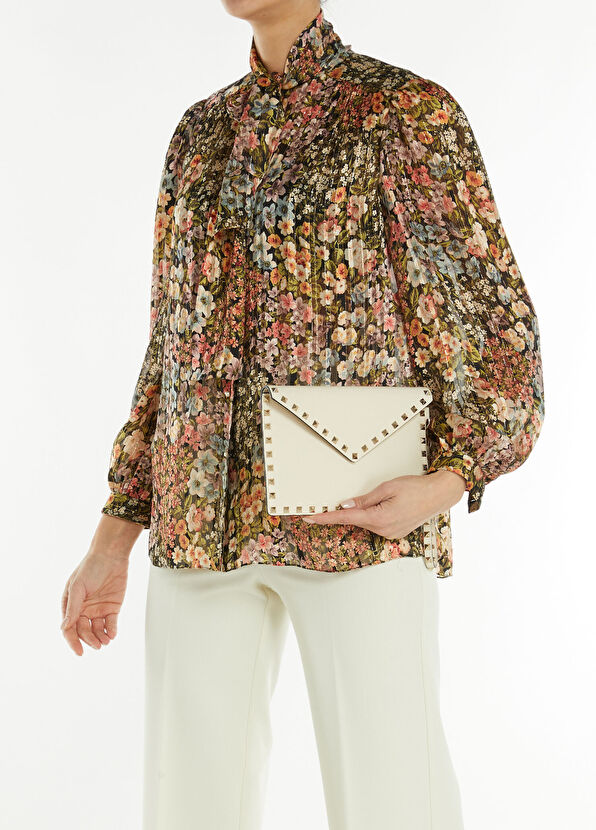 Rockstud Ekru Kadın Deri El Portföyü - Görsel 3