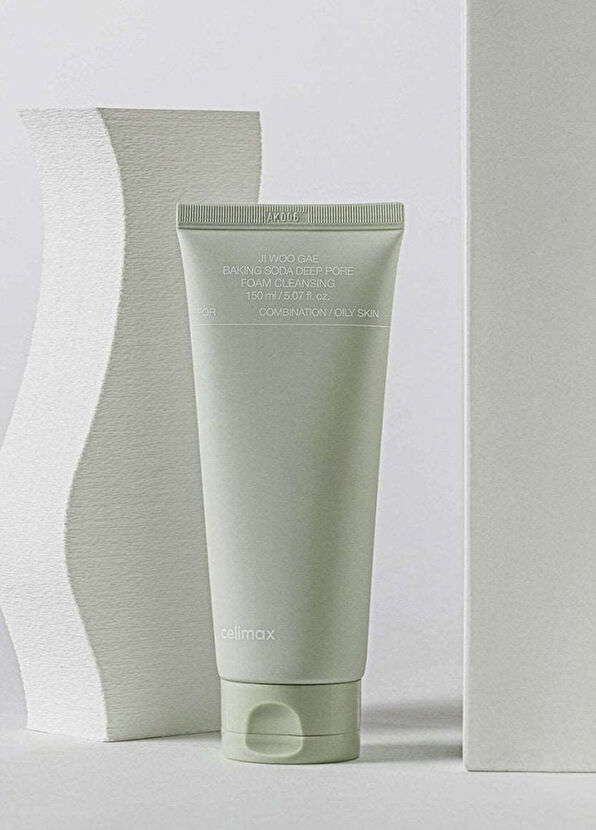 Celimax Ji Woo Gae Baking Soda Deep Pore Foam Cleansing Purifying Facial Cleanser Foam 150 ml - 2