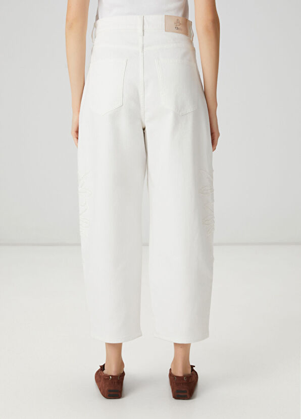 Beymen Club Mom Fit Kırık Beyaz Boncuk Nakışlı Jean Pantolon - 4