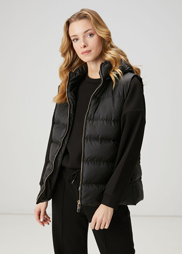 Beymen Club Black Hooded Puffer Vest - 1