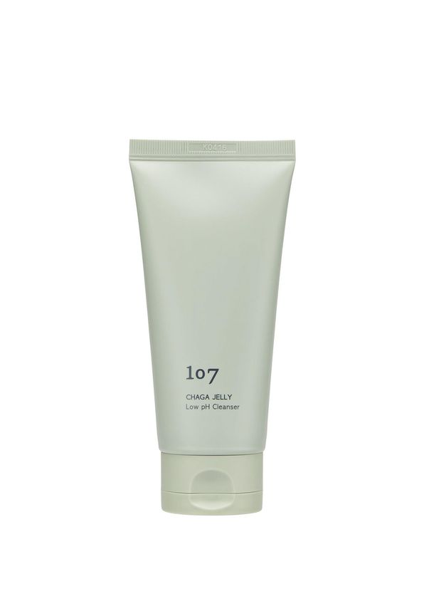 107 Chaga Jelly Low pH Facial Cleanser 120 ml - 1