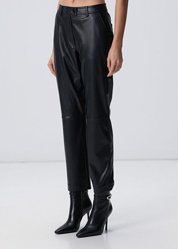 Siyah Pantolon - Görsel 3