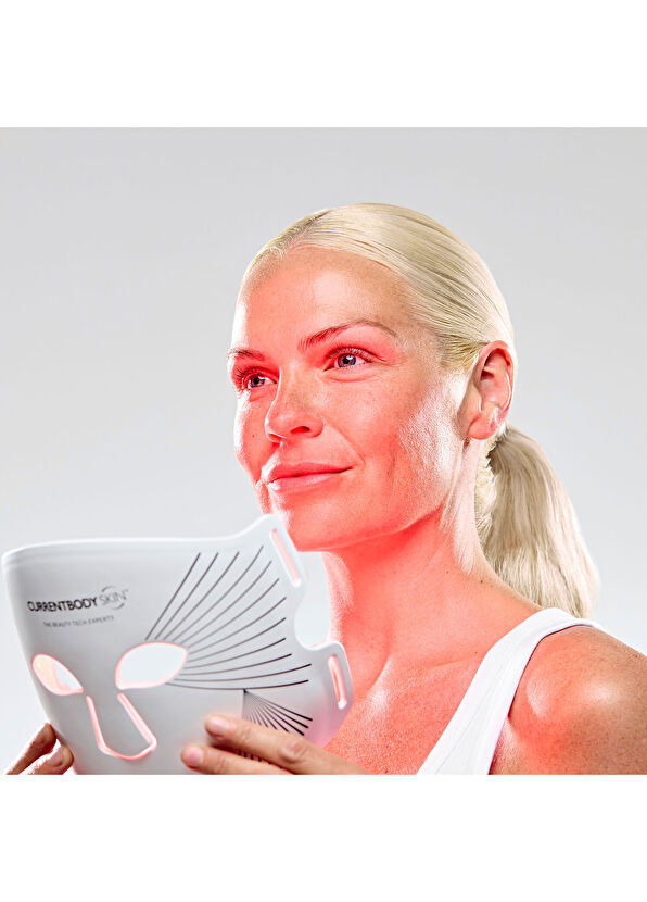 Currentbody Skin Cbd Skin Led Light Therapy Face Mask Series 2 - 3