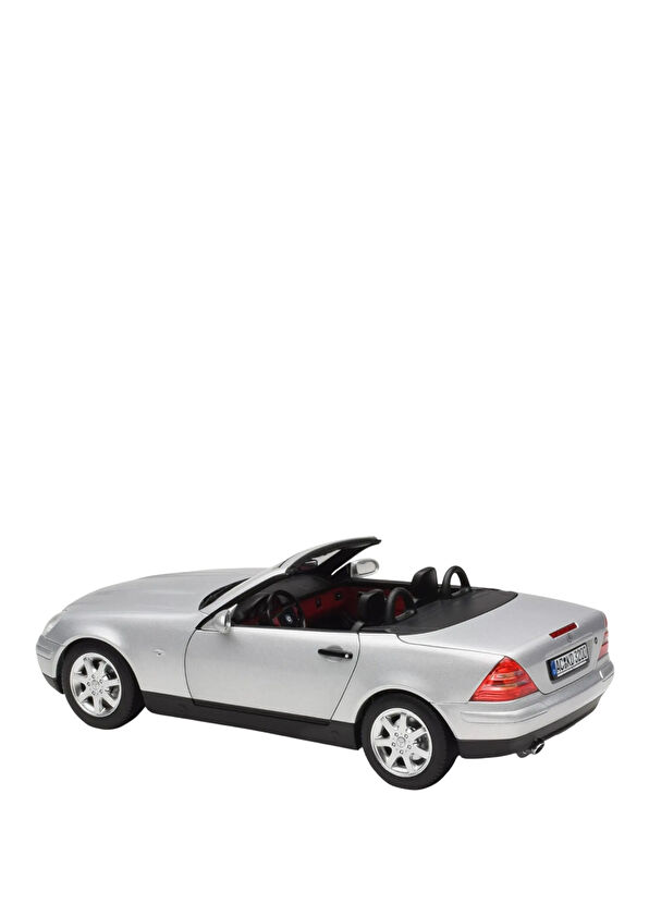 Norev 1:18 1996 Mercedes Benz SLK 350 Brillant Silver Model Car - 3
