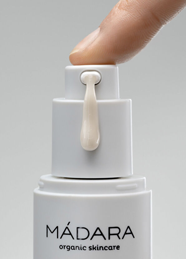 Mádara Niacinamide Alternative Niacinamide Alternative 5-in-1 Skin Serum - 4