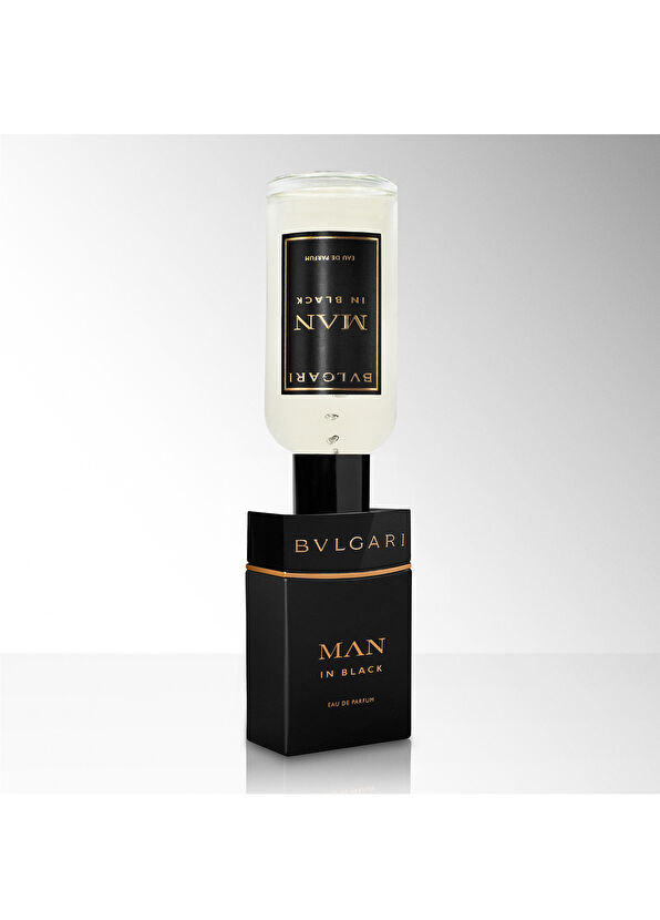 Bvlgari Man In Black Eau de Parfum Refill 200ml - 3