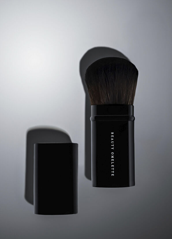 Beauty Omelette Kapaklı Kabuki Makyaj Fırçası - 2