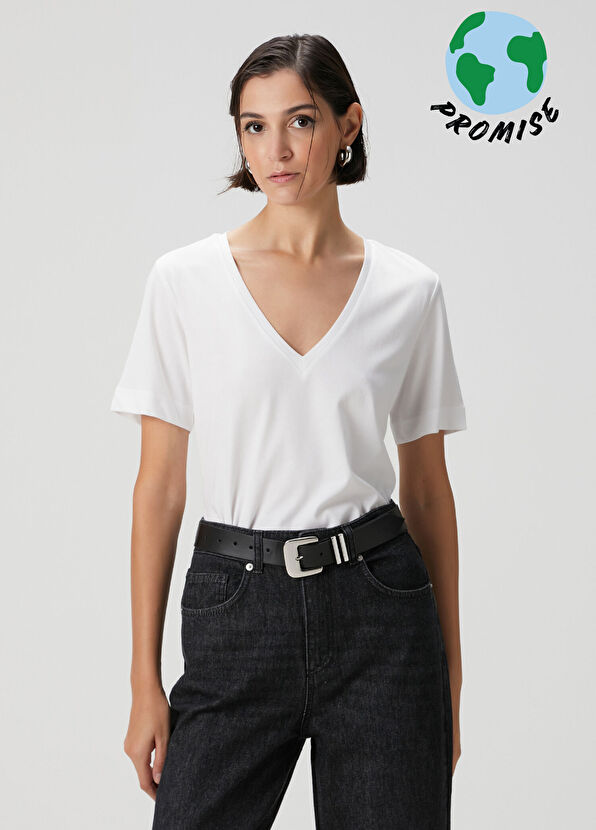 Academia White T-shirt - 1
