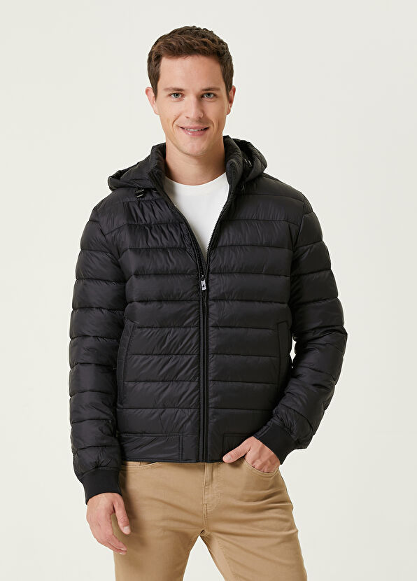 Beymen Club Siyah Kapüşonlu Kapitoneli Mont - 1