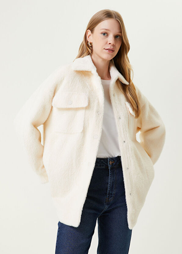 Beymen Club Beyaz Kürk Görünümlü Oversized Dış Gömlek - 1