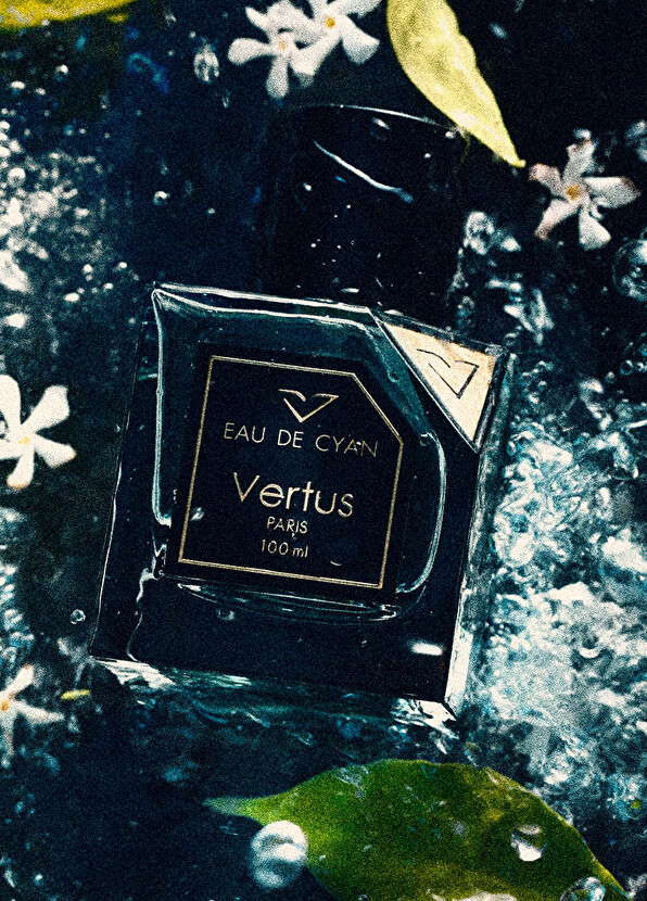 Vertus Cyan EDP 100 ml Women's Perfume - 4