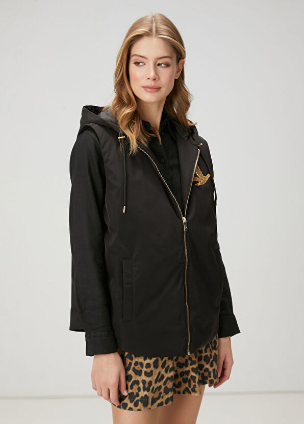 Beymen Club Siyah Kapüşonlu Gold Logolu Yelek - 4