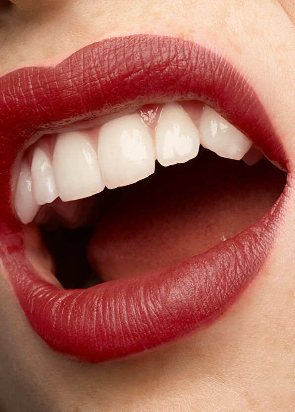 Yves Saint Laurent The Slim Velvet Radical 302 - 2