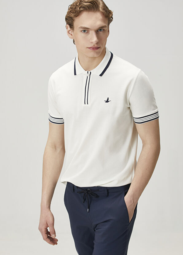 Beymen Club White Stripe Detailed T-Shirt - 2