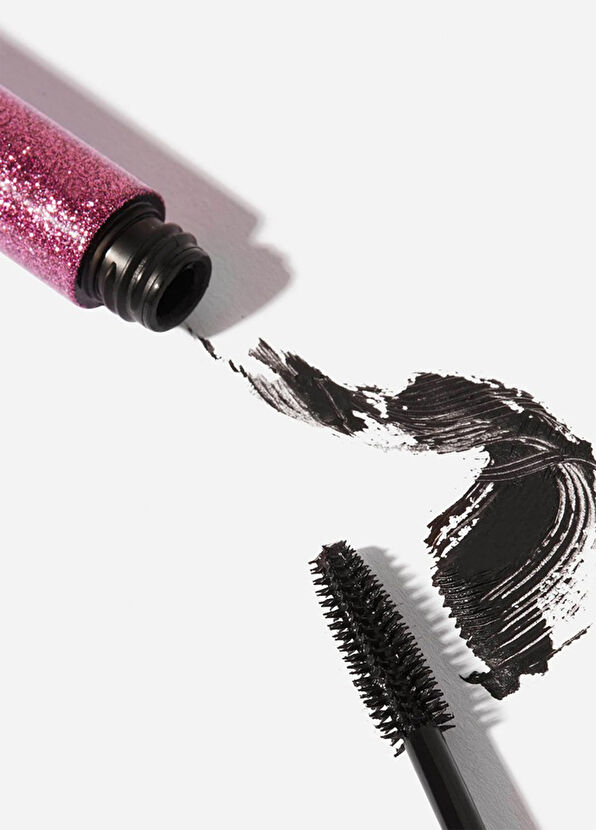 Chiara Ferragni Unposted 01 Siyah Hacim & Uzunluk Veren Rimel 7,5 ml - 2