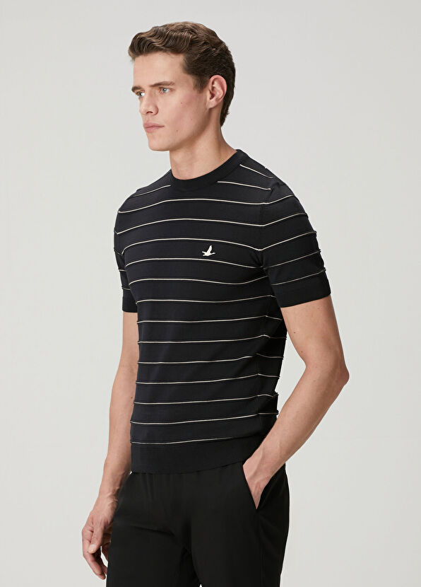 Beymen Club Siyah Kabartmalı Çizgi Dokulu Kısa Kollu Triko - 4