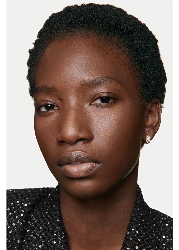 CHANEL N°1 De Chanel Revitalizing Foundation Br152 30Ml - 4