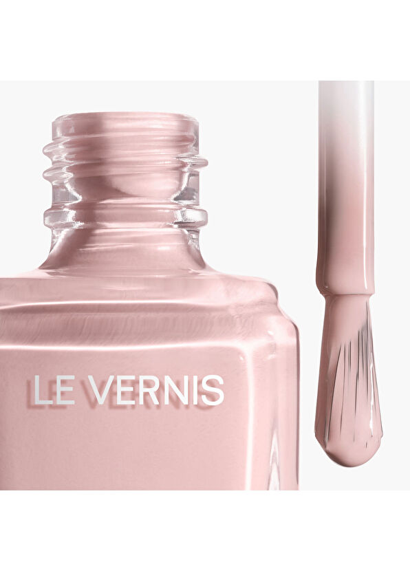 CHANEL Le Vernis Longwear Nail Color - 469 Coco - 2