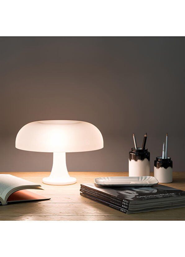Artemide Nessino Beyaz Masa Lambası - 2