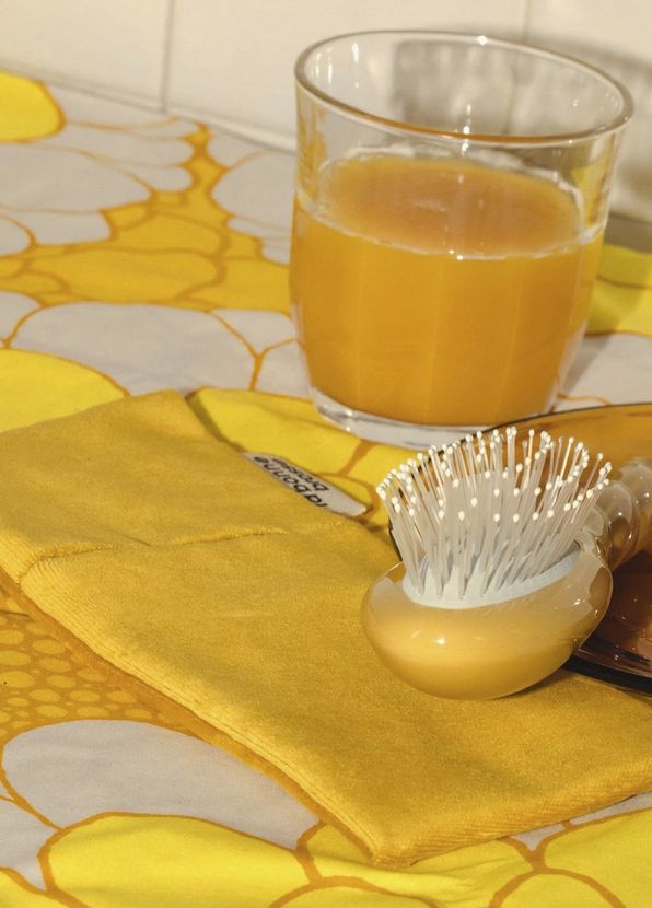 La Bonne Brosse Brosse Small No 4 Saffron Yellow - 2