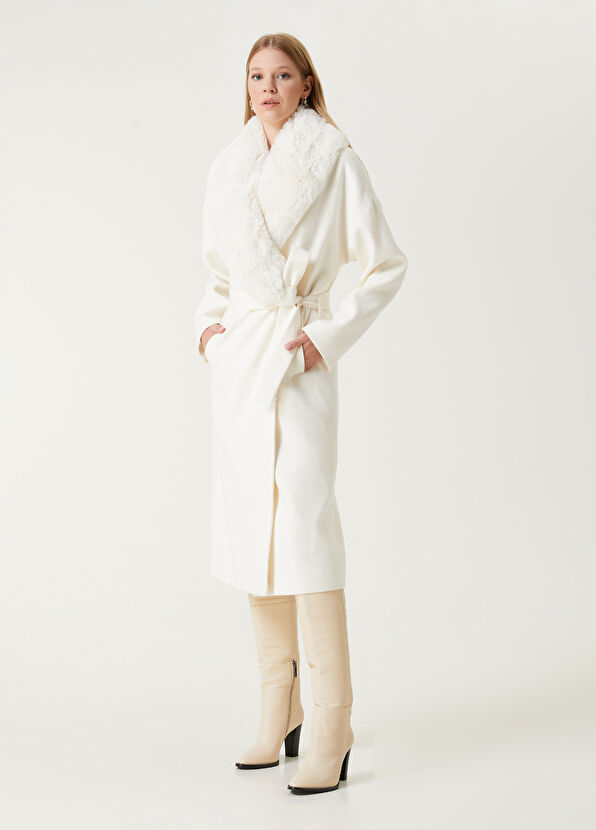 Beymen Club Beyaz Yakası Suni Kürklü Kruvaze Kaşe Palto - 3