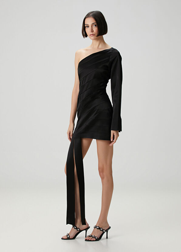 Siyah Bant Detaylı Mini Kokteyl Elbise - Görsel 2