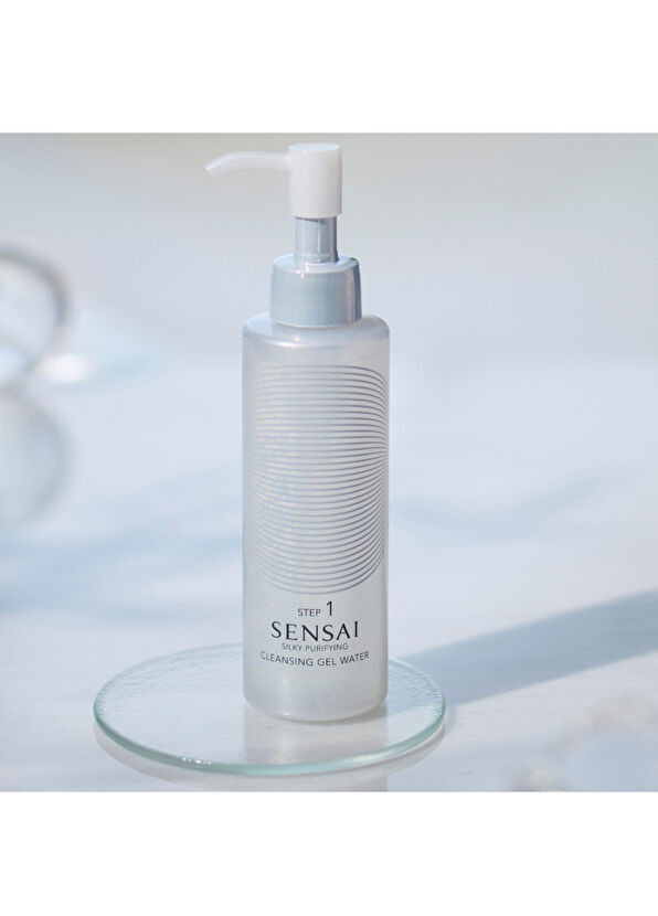 Sensai Silky Purifying Cleansing Gel Water - 3