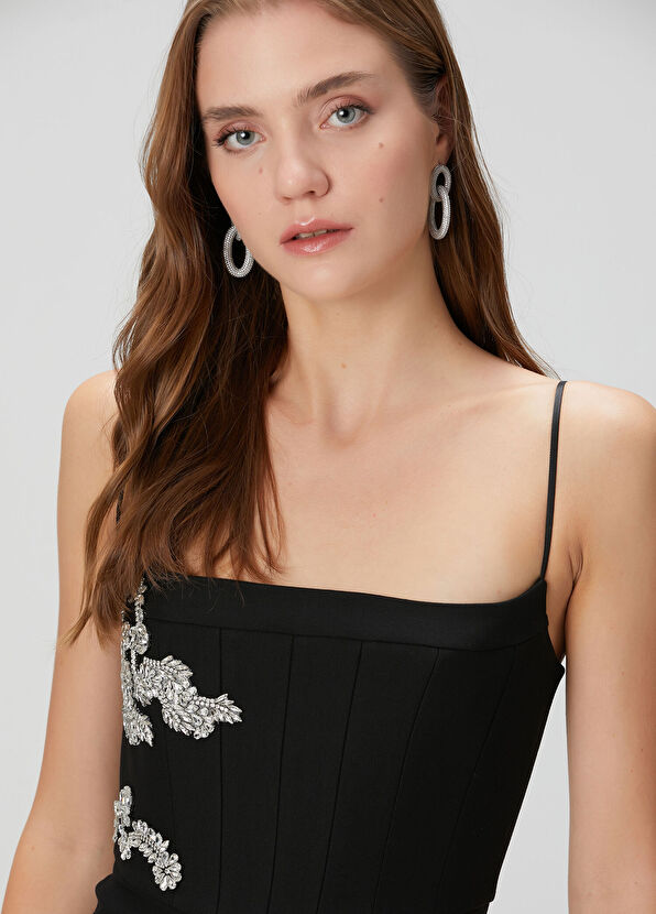 Siyah İşlemeli Midi Kokteyl Elbise - Görsel 4