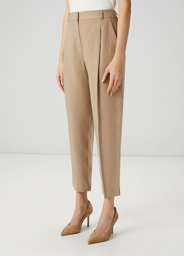 Beymen Club Bej Pileli Kemerli Havuç Pantolon - 4