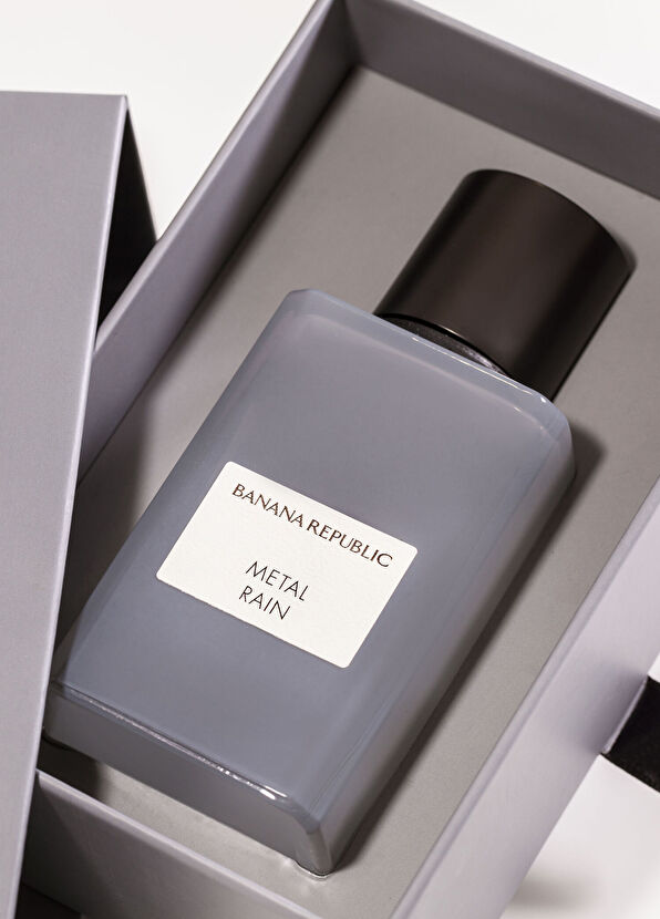 Banana Republic Metal Rain EDP 75 ml Unisex Parfüm  - 4
