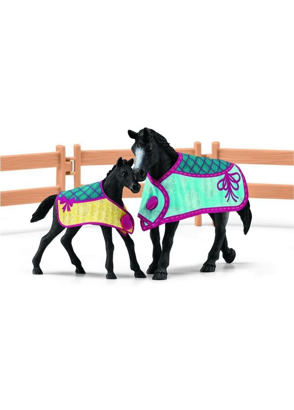 Schleich Mare and Foal Horse Box Figure Toy Set 42611 - 2