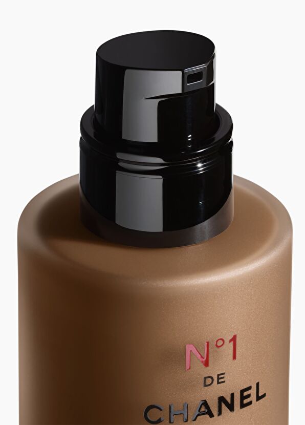 CHANEL N°1 De Chanel Revitalizing Foundation Br152 30Ml - 2