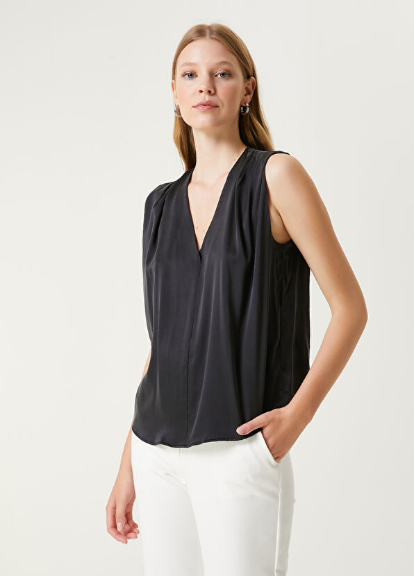 Beymen Club Black Silk Blouse - 1
