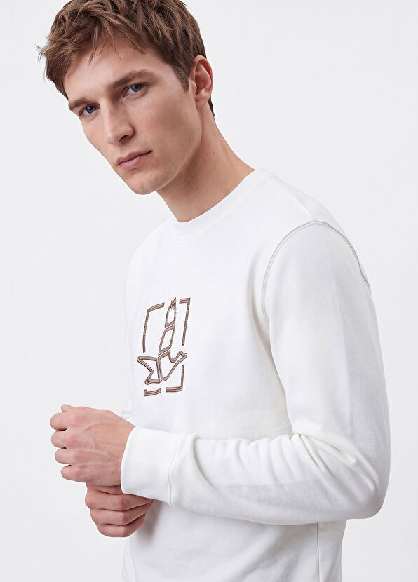 Beymen Club Kırık Beyaz Deri Kaz Aplikeli Dalgıç Sweatshirt - 3