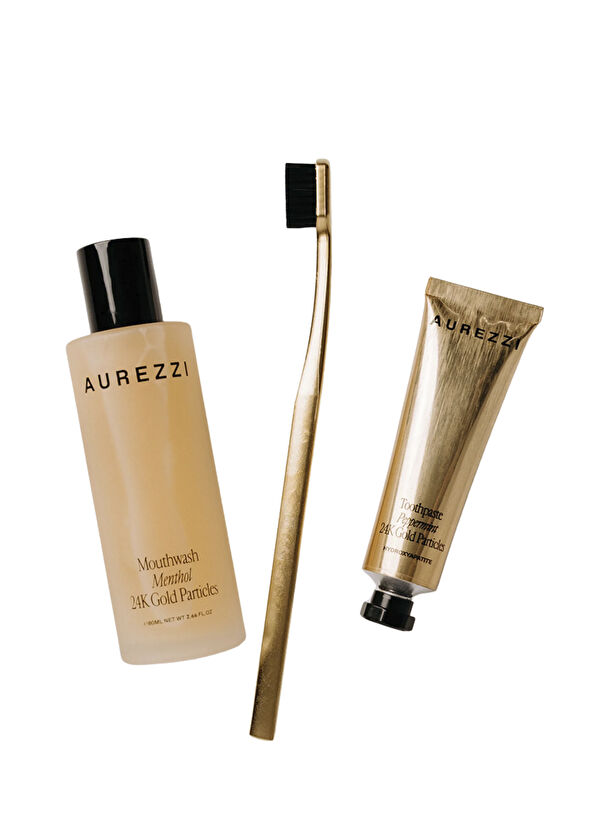 Aurezzi Travel Trio Gold Ağız Bakım Suyu 80 ml + Menthol Gold Diş Macunu 25 ml + Gold Black Soft Diş Fırçası 3'lü Seyahat Boy Ağız Bakım Seti - 1