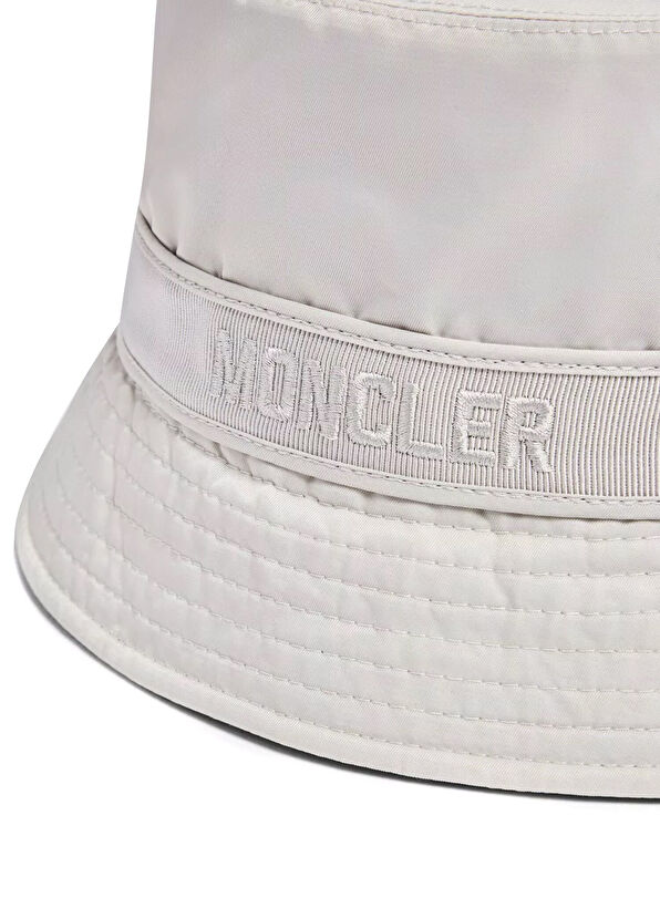 Moncler Beyaz Logo Detaylı Kadın Bucket Şapka - 2
