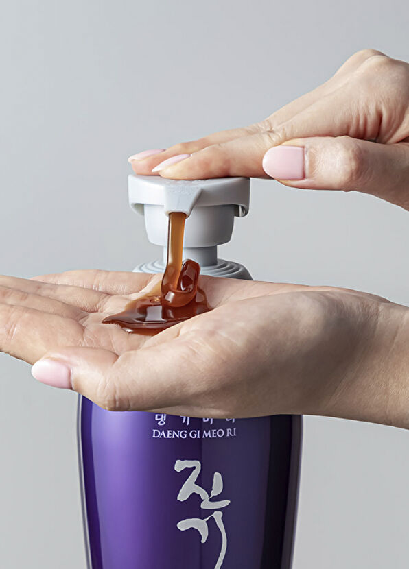 Daeng Gi Meo Ri Vitalizing Dökülme Karşıtı Fermente Bitkisel Özlü Şampuan 300 ml - 2