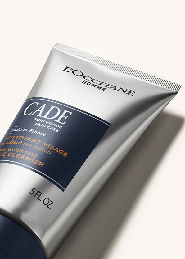 L'Occitane Cade Juniper Extract Revitalizing Facial Cleanser Gel 150 ml - 2