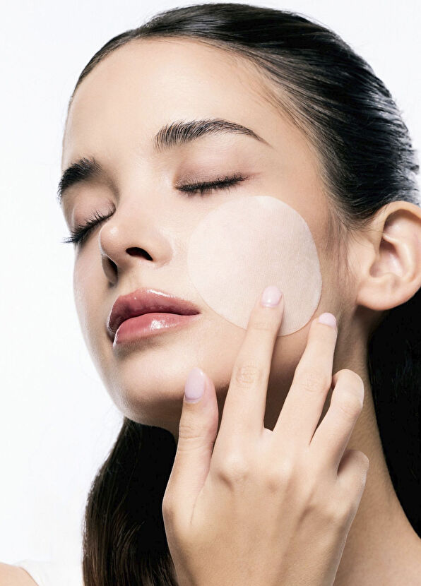 House Of Hur Brightening Skin Prep Essence Color Equalizer Illuminating Face Pads 140 ml - 4