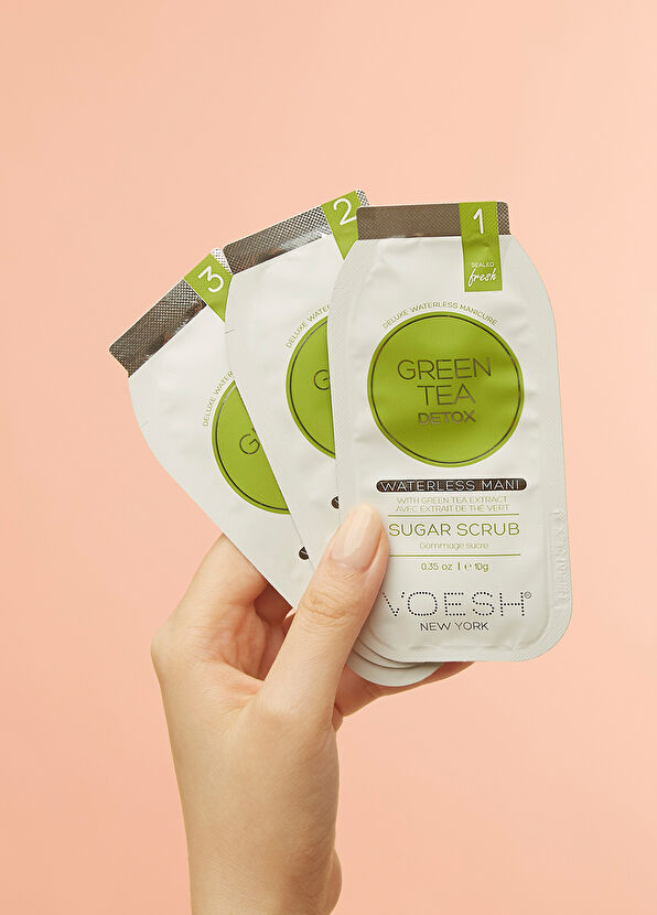 Voesh New York Mani In A Box Deluxe Green Tea Detox 3-Step Manicure Set - 3