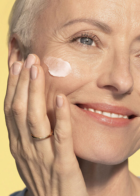 StriVectin Tighten & Lift Contour Sıkılaştırıcı ve Şekillendirici Yüz Kremi 50 ml - 4