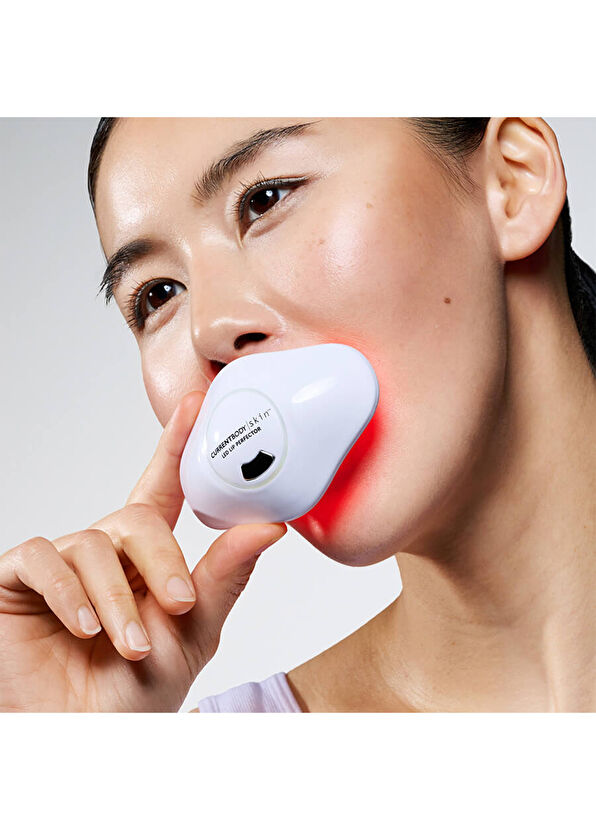 CurrentBody Skin LED Kırışıklık Karşıtı Dudak Çevresi Bakım Cihazı - 3