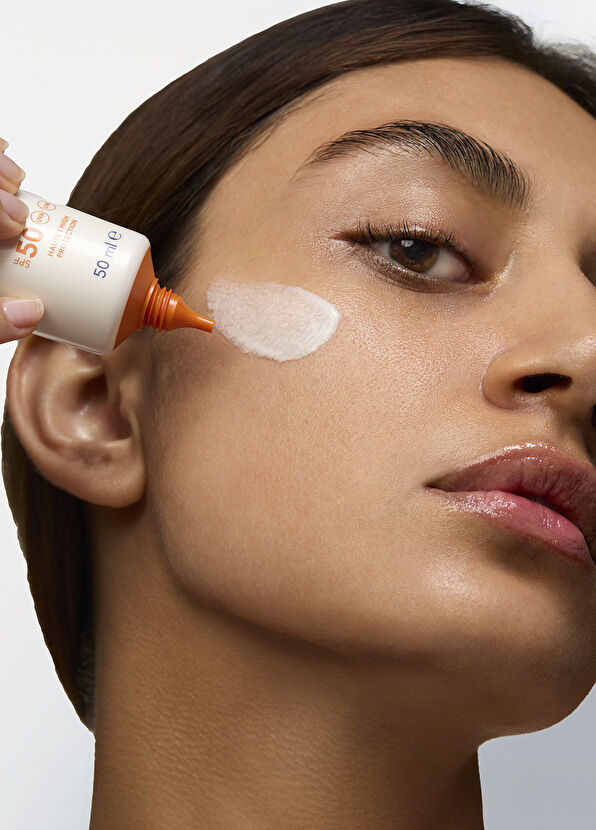 Roc Unified Fluid Anti-Borwn SPF50+ Leke Karşıtı Yüz Güneş Kremi 50 ml - 4