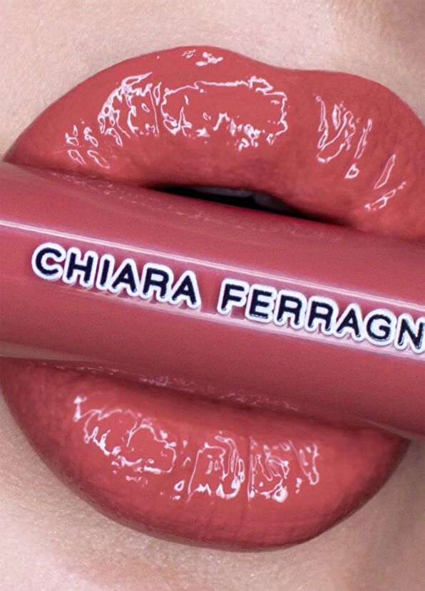Chiara Ferragni Glossy Temptation 05 Ten Kırmızısı Dudak Parlatıcısı 8 ml - 3