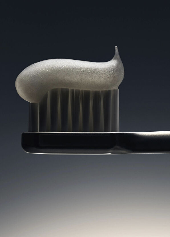 Aurezzi Menthol Flavoured Silver Toothpaste with Silver Particles 75 ml - 3