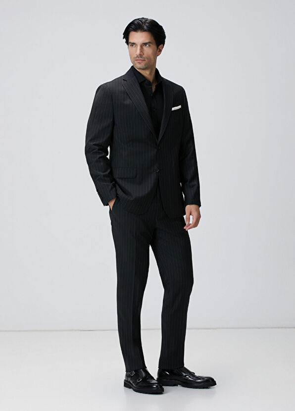 Siyah Çizgi Desenli Yün Takım Elbise - Görsel 4